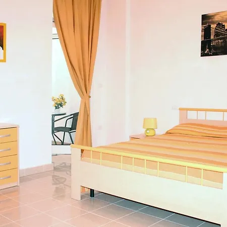 בית נופש Camo House